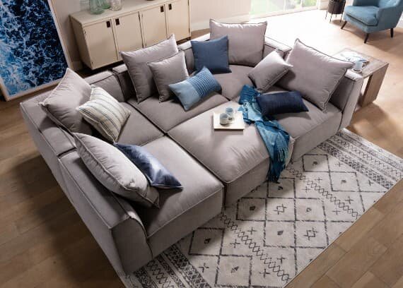 ۶ ترند بزرگ مبل در ۲۰۲۶ ؛ وقتی راحتی، فرم و انعطاف‌پذیری حرف اول را می‌زنند